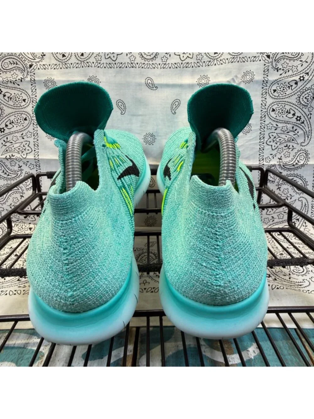 Nike Free RN Flyknit Running Shoes Hyper Turquoise 831070-307 Womens Sz 8.5 EUC